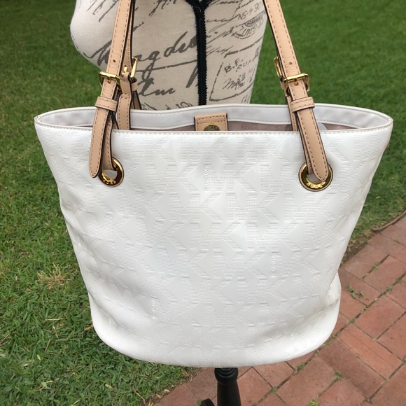 Michael Kors Handbags - SOLD/MERCARI